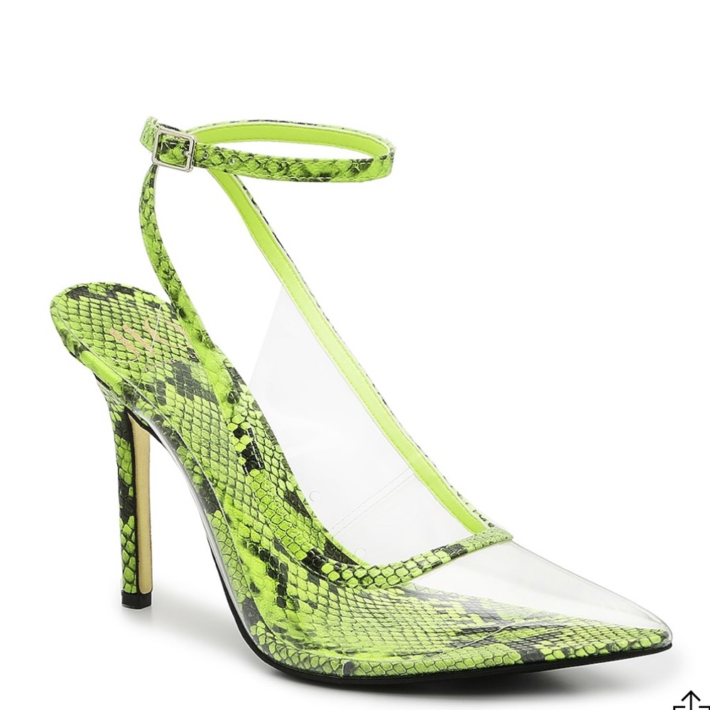 JLo Parlata Pump